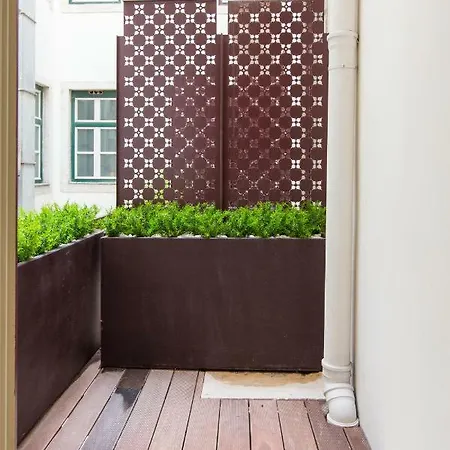 Apartment Bacalhoeiros 99 - Beautiful And Bright @ Baixa, Chiado Lisbon