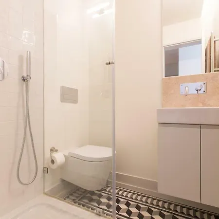Apartment Bacalhoeiros 99 - Beautiful And Bright @ Baixa, Chiado Lissabon